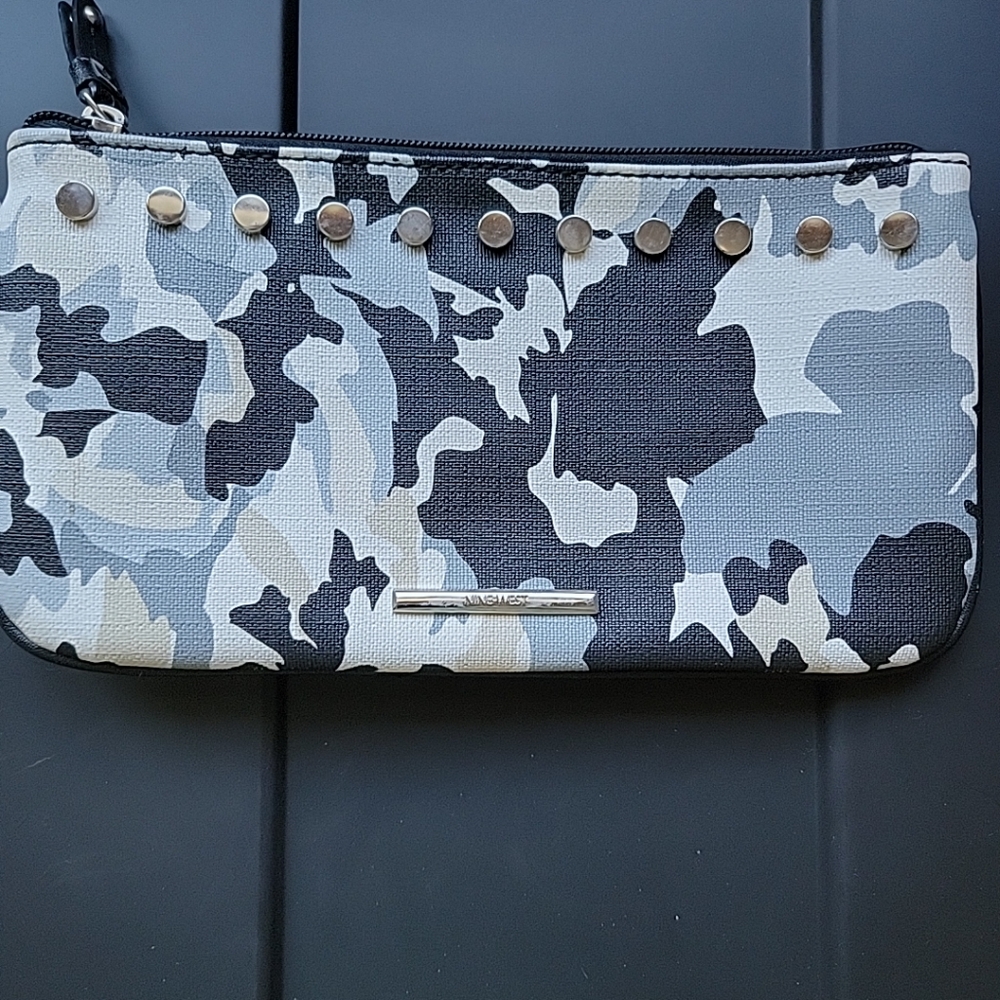 Nine West Studded Floral Design Logo Wristlet Wallet Black Blue & White